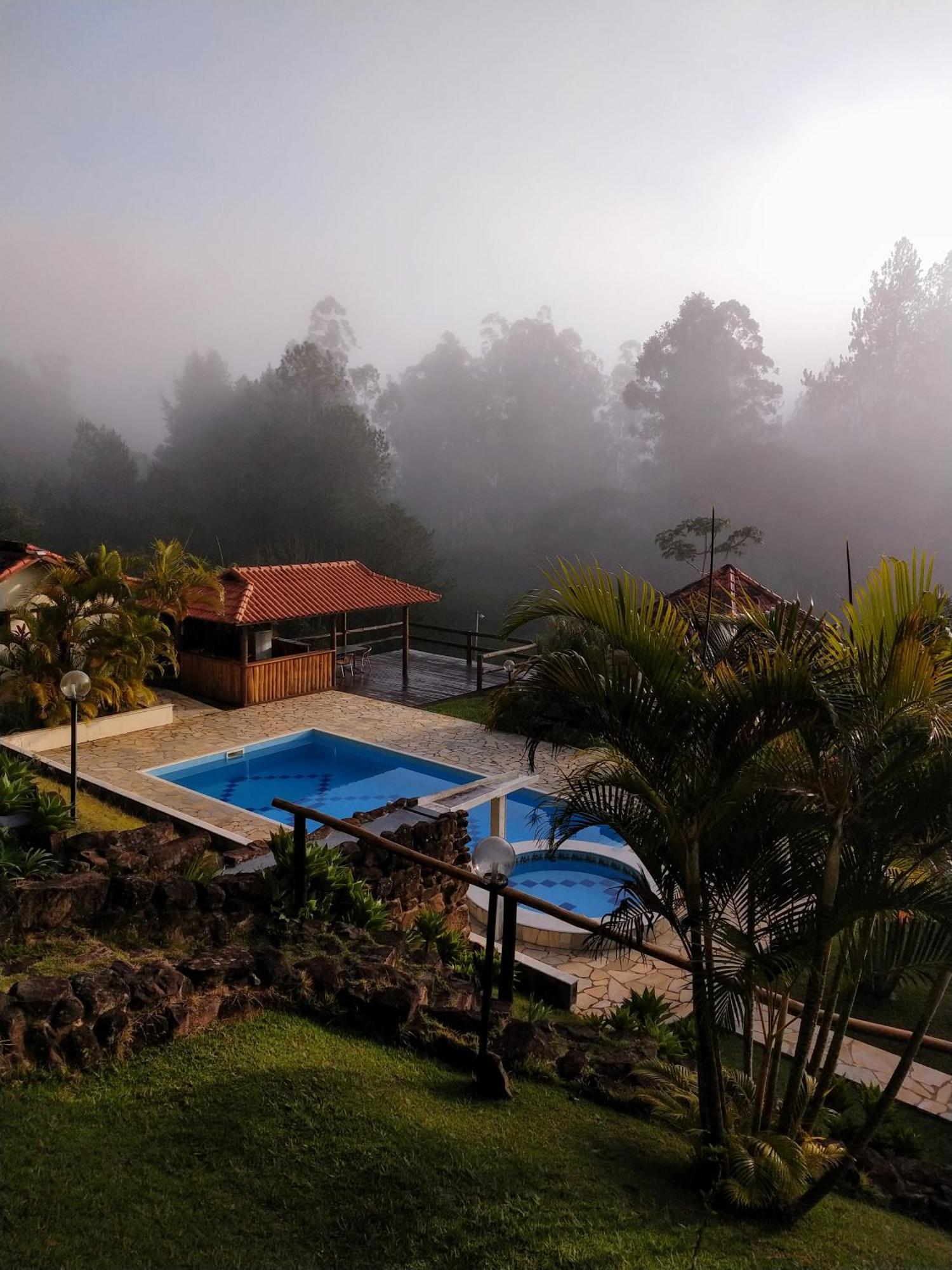 Pousada Colar De Ouro Cunha Exterior photo